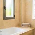 Acosta 1 by Asola Property Apartamento *